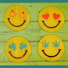 Load image into Gallery viewer, 3.5" Circle Inserts - Everything Else - Silicone Freshie Mold