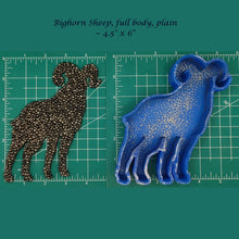 Load image into Gallery viewer, Bighorn Sheep - Flat Front - Silicone Freshie Mold