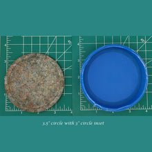 Load image into Gallery viewer, 3.5" Circle Tray - Silicone Freshie Mold