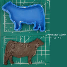Load image into Gallery viewer, Beefmaster Heifer- Silicone Freshie Mold