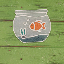 Load image into Gallery viewer, Aquarium bowl with fish - Silicone Freshie Mold