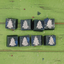 Load image into Gallery viewer, Christmas Tree Wax Melt Snap Bar Silicone Mold