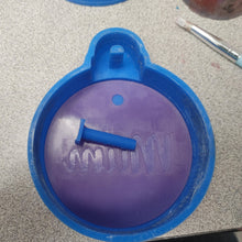 Load image into Gallery viewer, Christmas Ornament Mold - 3.5" ornament mold for all 3.5" circle inserts - Silicone Freshie Mold