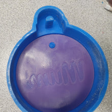 Load image into Gallery viewer, Christmas Ornament Mold - 3.5" ornament mold for all 3.5" circle inserts - Silicone Freshie Mold