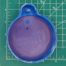 Load image into Gallery viewer, Christmas Ornament Mold - 3.5" ornament mold for all 3.5" circle inserts - Silicone Freshie Mold