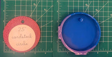 Load image into Gallery viewer, 3.5" Circle Tray - Silicone Freshie Mold