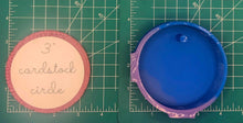 Load image into Gallery viewer, 3.5" Circle Tray - Silicone Freshie Mold