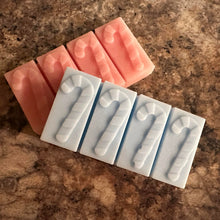 Load image into Gallery viewer, Candy Cane Wax Melt Snap Bar Silicone Mold