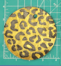 Load image into Gallery viewer, 4" Circle Inserts - Silicone Freshie Mold