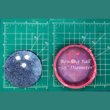 Load image into Gallery viewer, 3.5" Sports Ball Tray - Silicone Freshie Mold