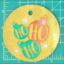 Load image into Gallery viewer, 3.5" Circle Inserts - Christmas - Silicone Freshie Mold