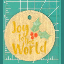 Load image into Gallery viewer, 3.5" Circle Inserts - Christmas - Silicone Freshie Mold