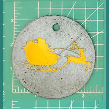 Load image into Gallery viewer, 3.5" Circle Inserts - Christmas - Silicone Freshie Mold