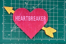Load image into Gallery viewer, 4" Heart Inserts - Silicone Freshie Molds
