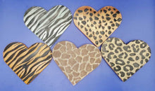 Load image into Gallery viewer, 4" Heart Inserts - Silicone Freshie Molds