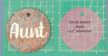 Load image into Gallery viewer, Family Name Inserts for 3.5" Circle molds - Silicone Freshie Mold