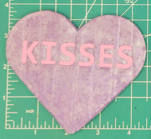 Load image into Gallery viewer, 4" Heart Inserts - Silicone Freshie Molds