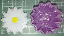 Load image into Gallery viewer, Daisy - Silicone Freshie Mold