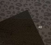 Load image into Gallery viewer, Custom Acrylic Flower Keychain or Bag Tag