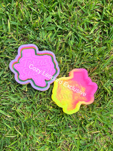 Load image into Gallery viewer, Exclusive Texas Strong Freshie Mold
