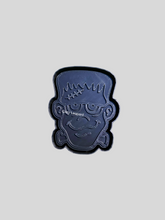 Load image into Gallery viewer, Frankie Freshie Mold
