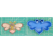 Load image into Gallery viewer, CowBee - Silicone Freshie Mold
