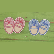 Load image into Gallery viewer, Baby Shoes - Silicone Freshie Mold
