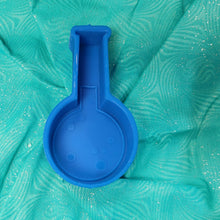 Load image into Gallery viewer, Florence Flask Silicone Freshie Mold
