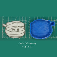 Load image into Gallery viewer, Cute Mummy Head- Silicone Freshie Mold
