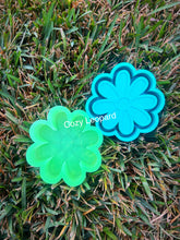 Load image into Gallery viewer, Cute Daisy Freshie Mold
