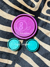 Load image into Gallery viewer, 8 Ball with Conchos and Hearts Freshie Mold
