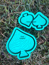 Load image into Gallery viewer, Zebra Spade Freshie Mold
