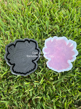 Load image into Gallery viewer, Moo-kin Spice Freshie Mold
