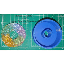 Load image into Gallery viewer, Circle with Cutout - Silicone Freshie Mold
