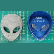 Load image into Gallery viewer, Alien - Silicone Freshie Mold
