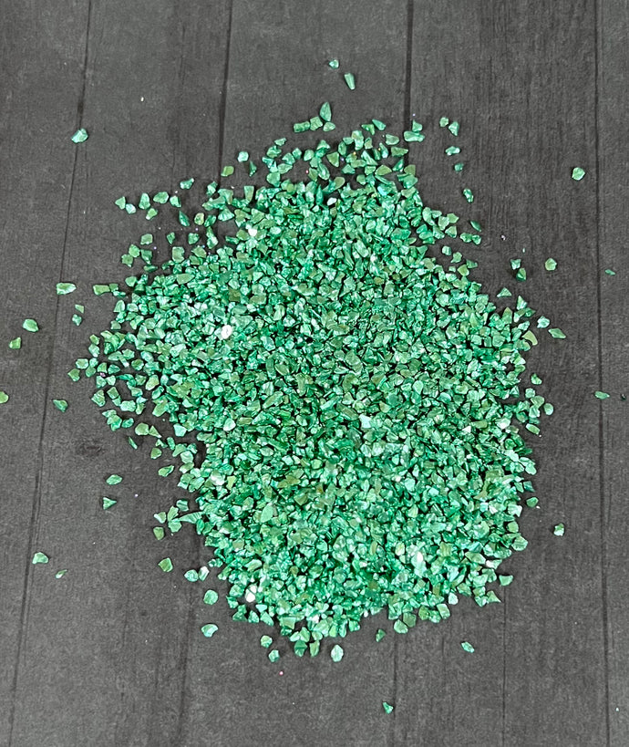 Emerald Crushed Glass Mixed Sizes 2MM-4MM